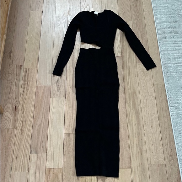 Meshki cut out knit midi dress - Picture 2 of 3